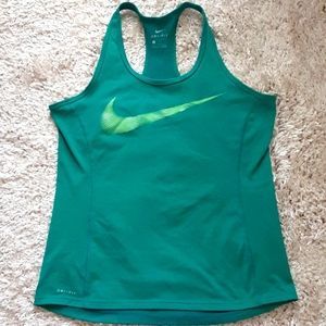 NIKE Dri-Fit Size S